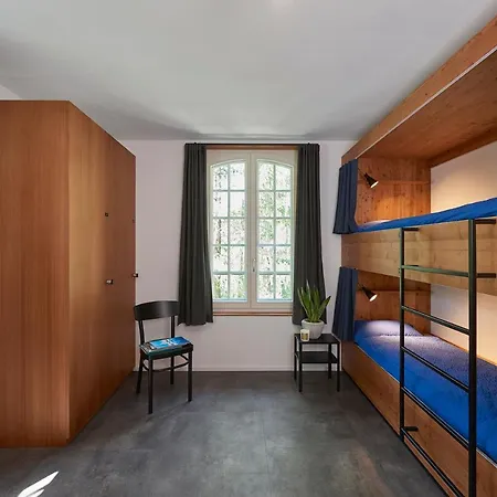 Turbina Hostel *